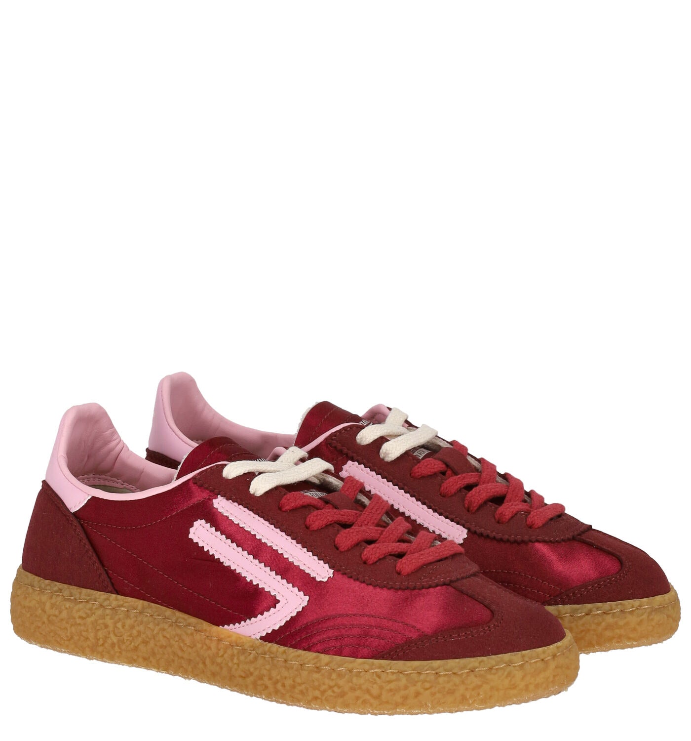 Sneakers cherry juice
