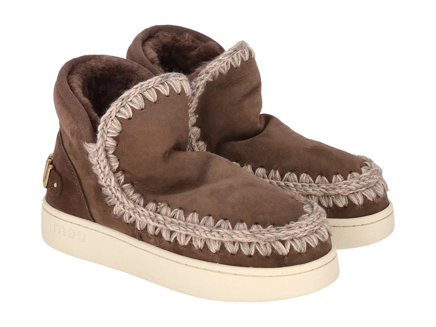 New eskimo sneaker