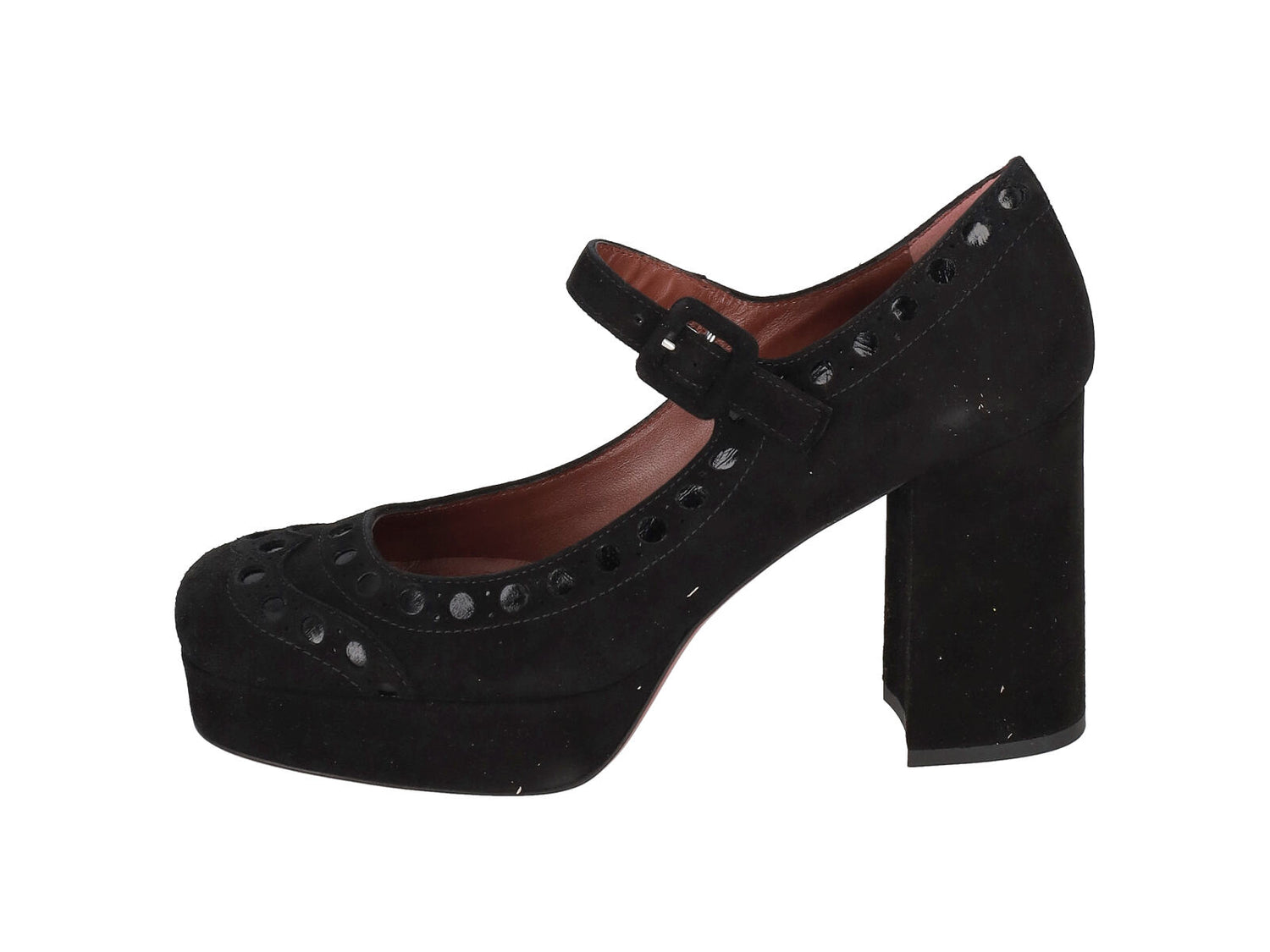 Decolletè con cinturino regolabile in camoscio , inserti duilio , tacco largo altezza 9 cm .