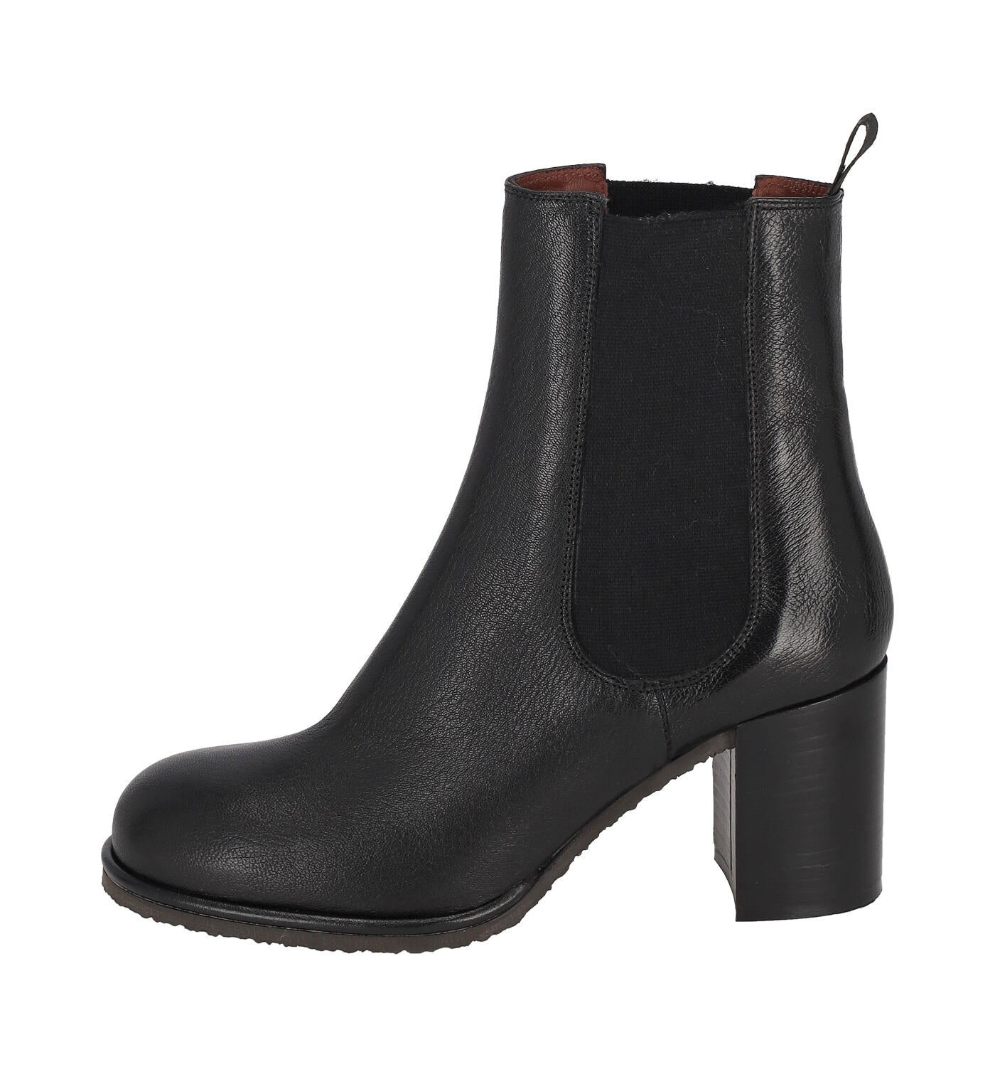 Tronchetto modello beatles in pelle con elastici , tacco largo altezza 7 cm .