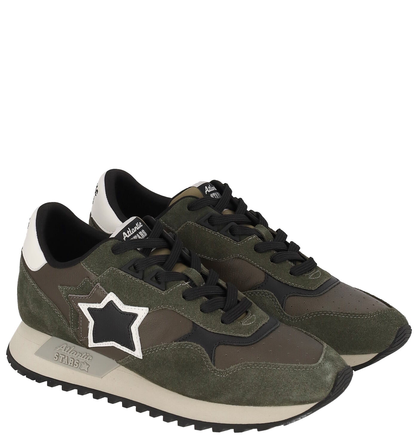 Sneakers in tessuto e camoscio , suola in gomma