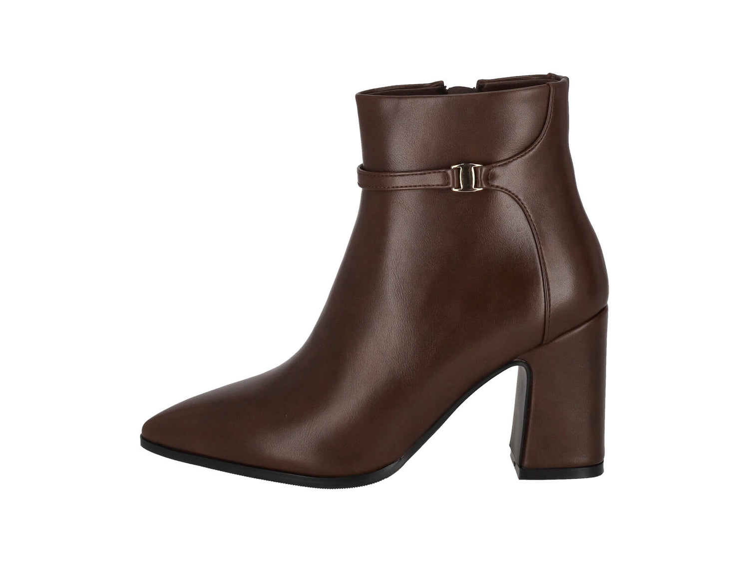 Tronchetto in ecopelle con cinturino alla caviglia , tacco altezza 8 cm . Chiusura con zip.