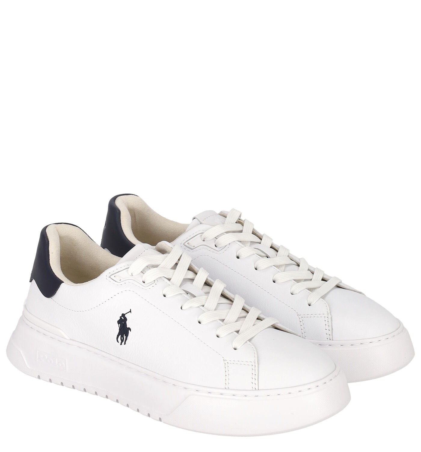 Sneakers in vitello