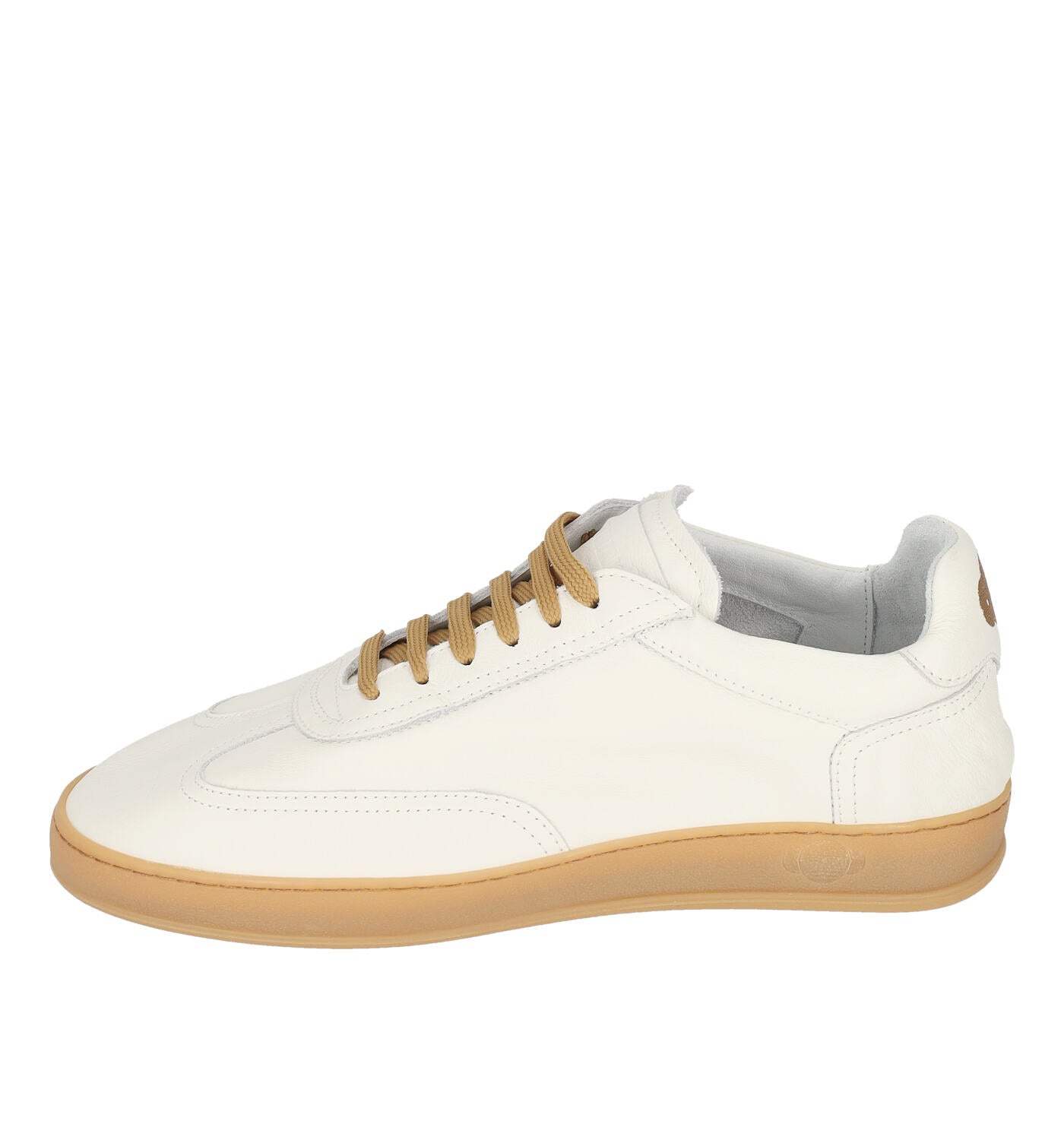 Akira sneakers in pelle con fondo beige