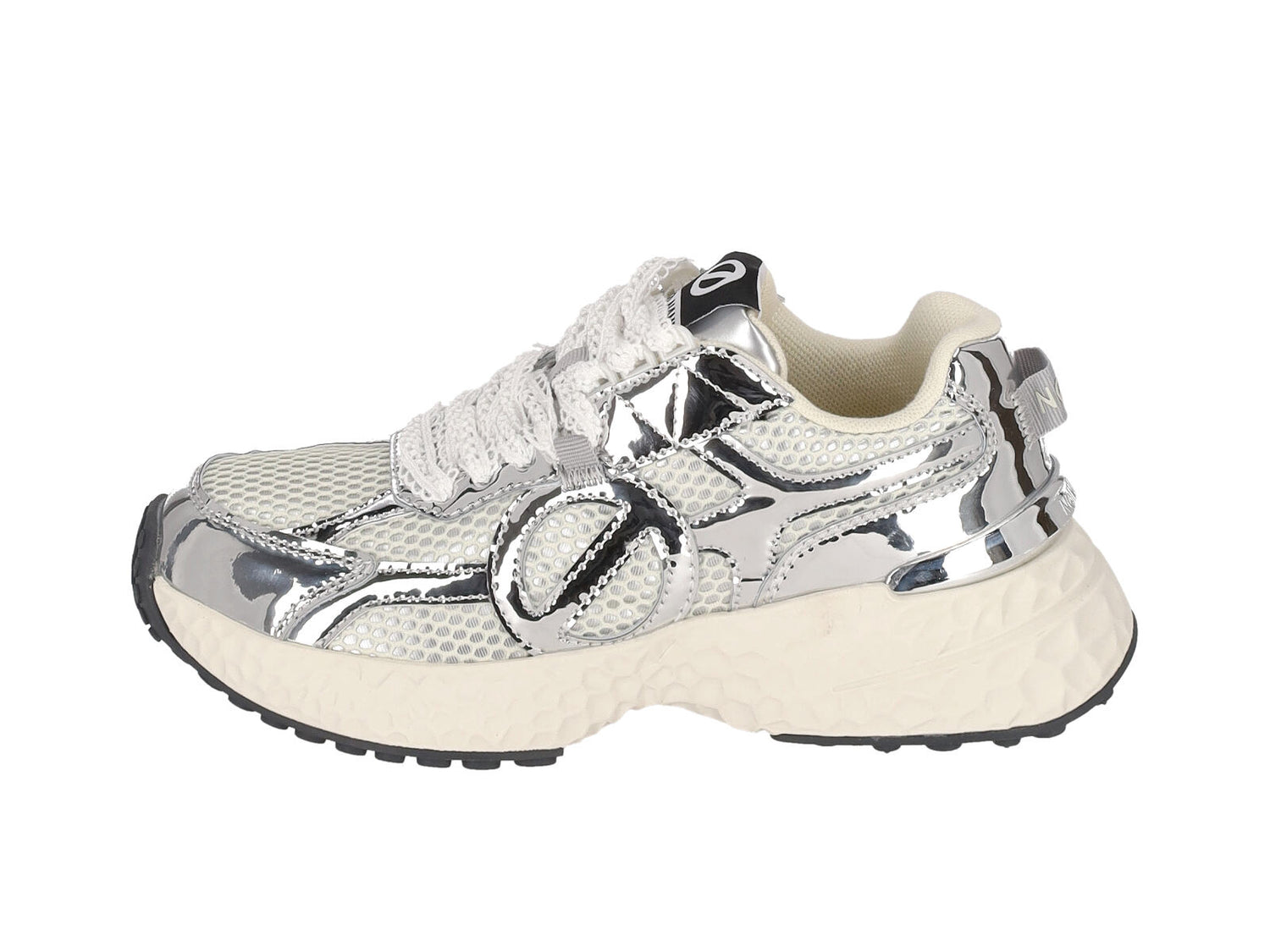 Sneakers in pelle specchiata e rete