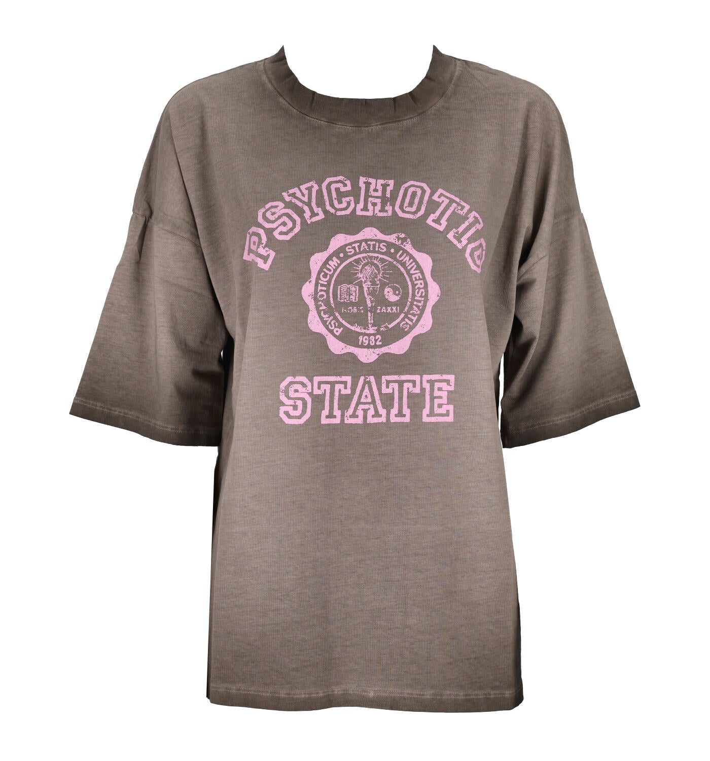T-shirt over sfumata