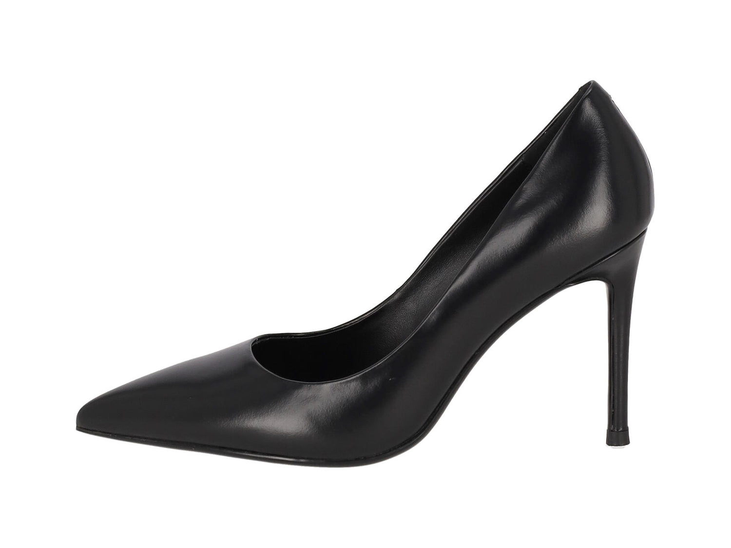 Decollètè in pelle con tacco altezza 9 cm .