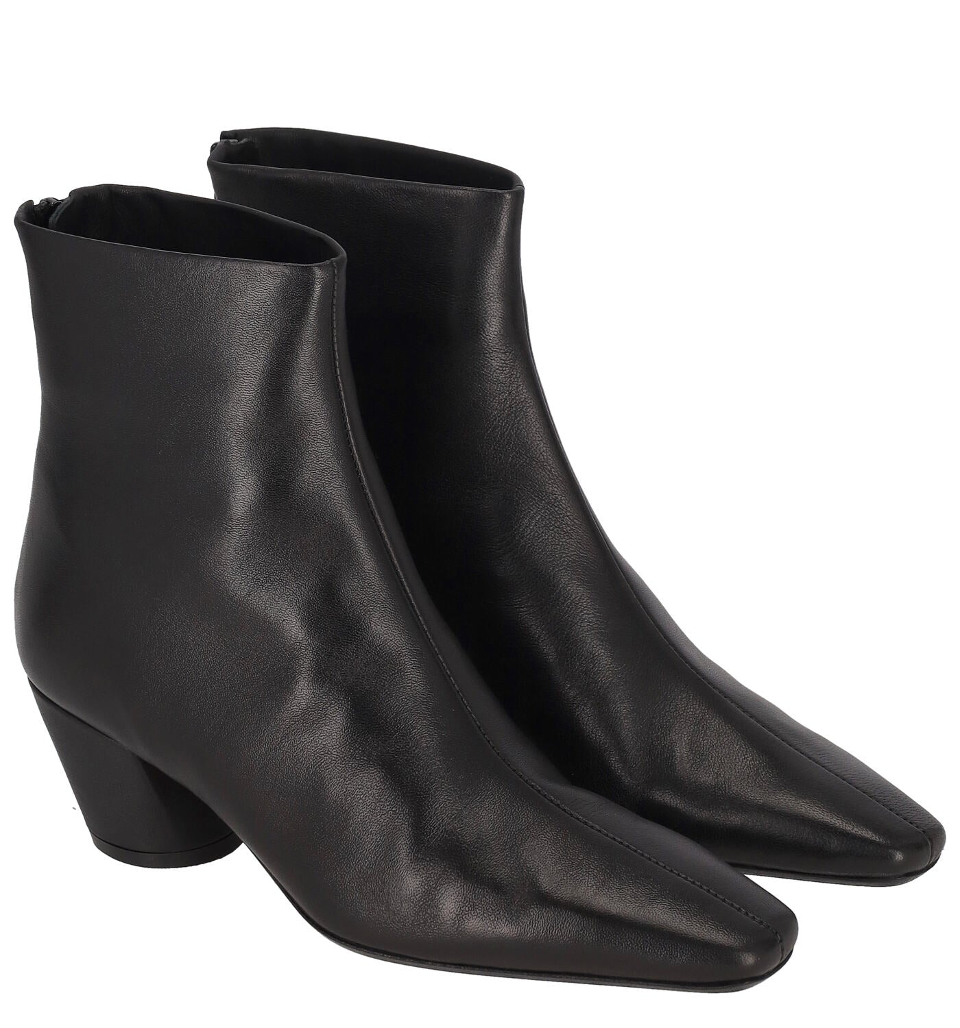 Tronchetto in pelle con chiusura zip , tacco altezza 5 cm