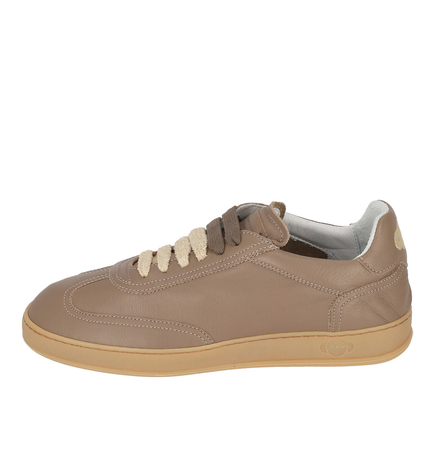 Akira sneakers in pelle con fondo beige