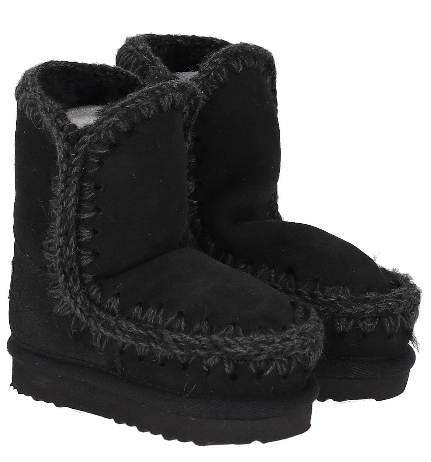 Stivaletto in camoscio con montone interno