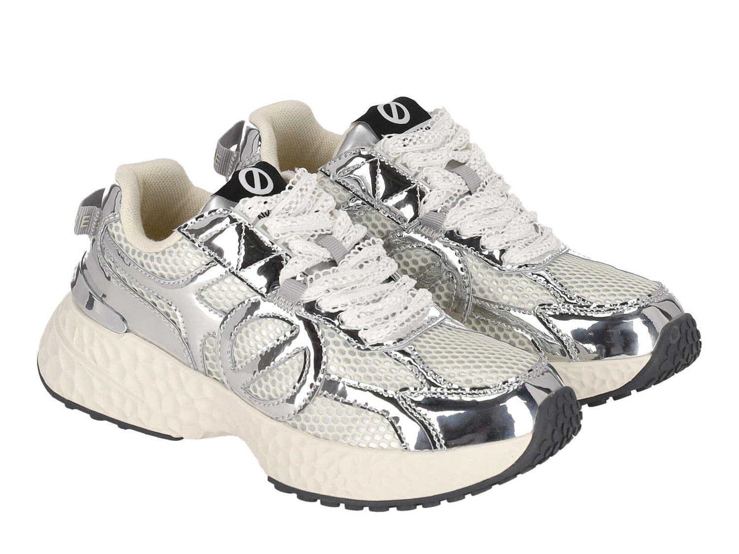 Sneakers in pelle specchiata e rete