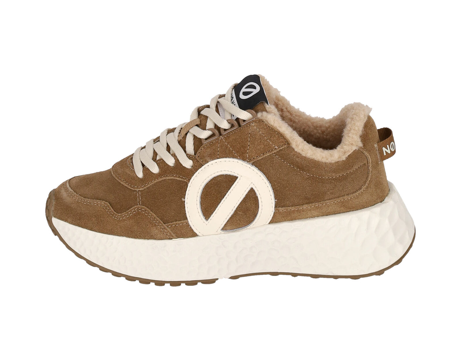 Sneakers in camoscio con interno in eco pelliccia , suola in gomma