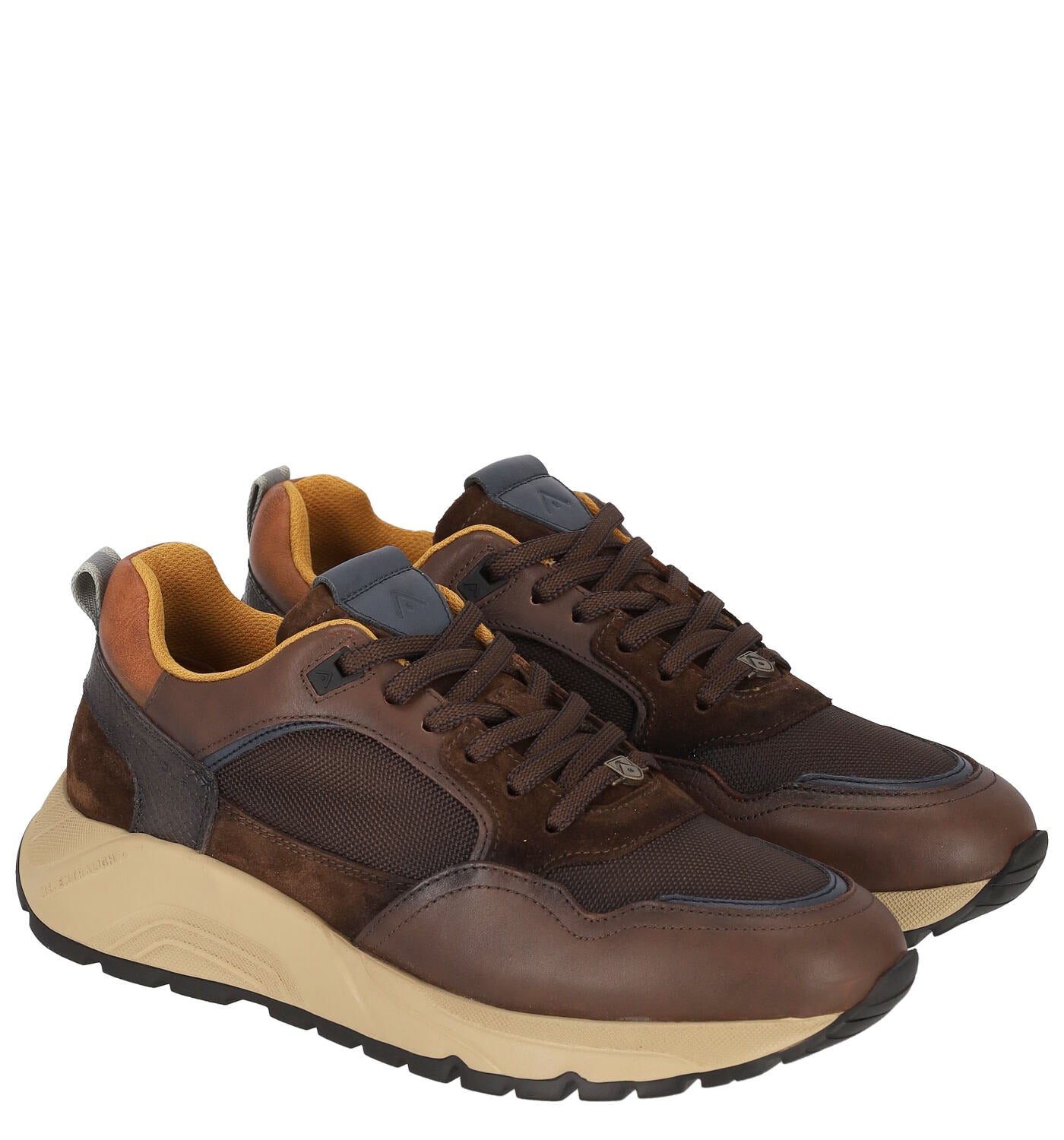 Sneakers in pelle e tessuto con fondo extralight