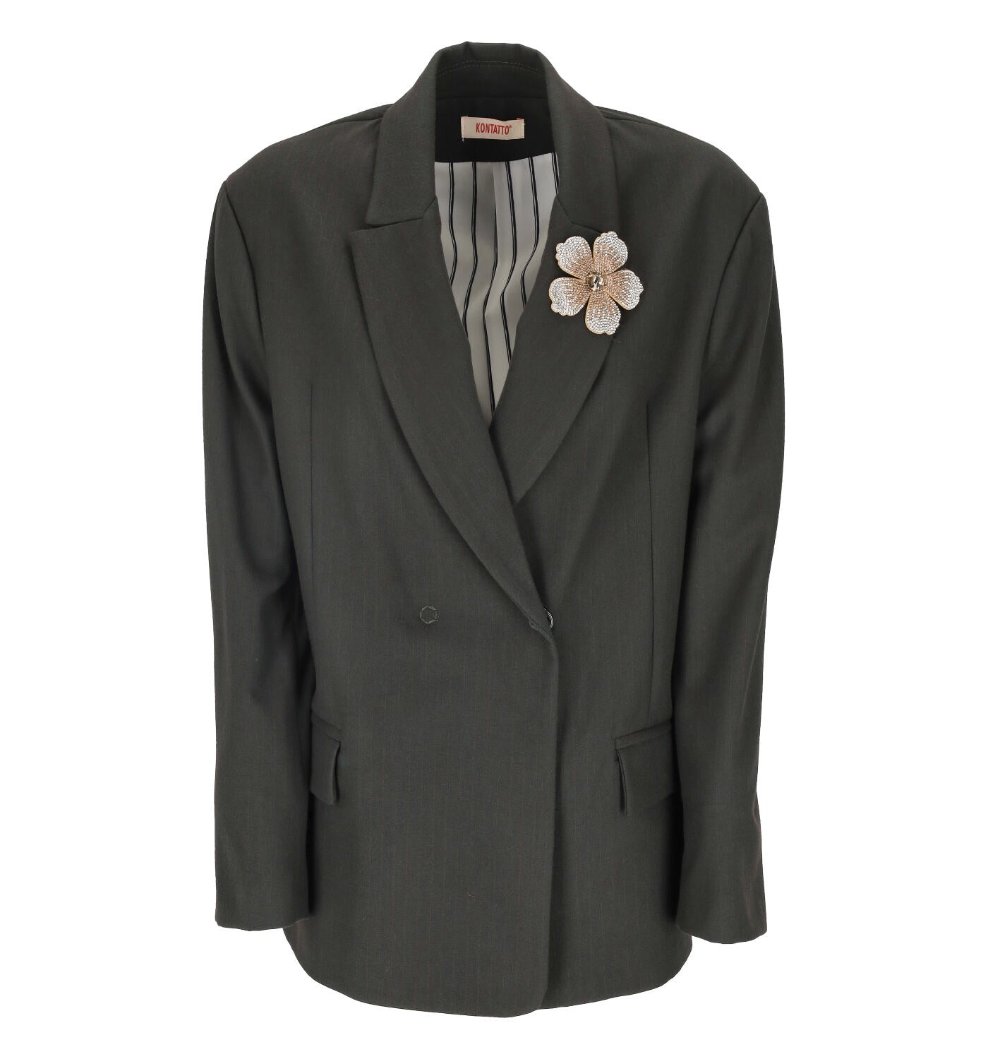 Giacca gessata con spilla