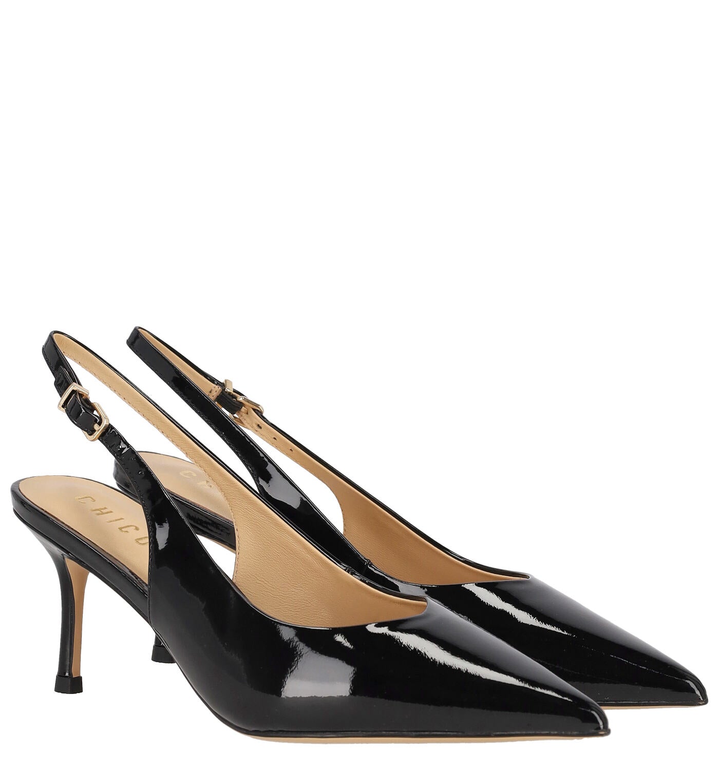 Chanel in vernice scollo a cuore, tacco alto 8 cm