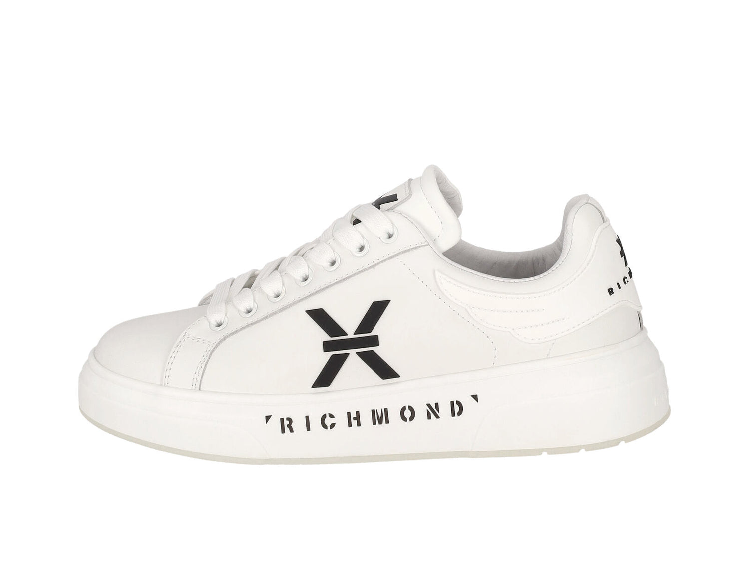 Sneakers in pelle con logo a lato, suola in gomma