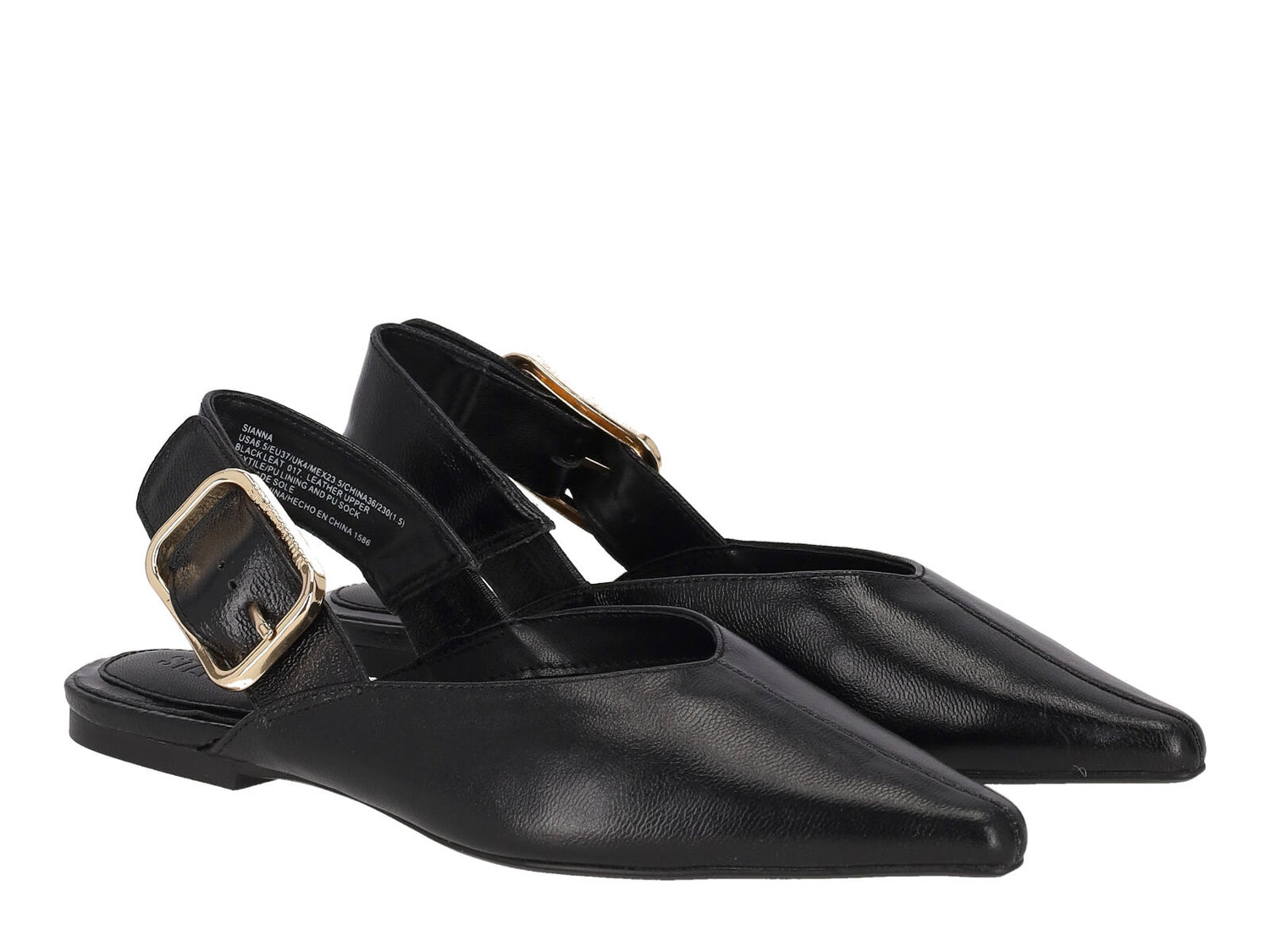 Flat con chiusura con fibbia regolabile .